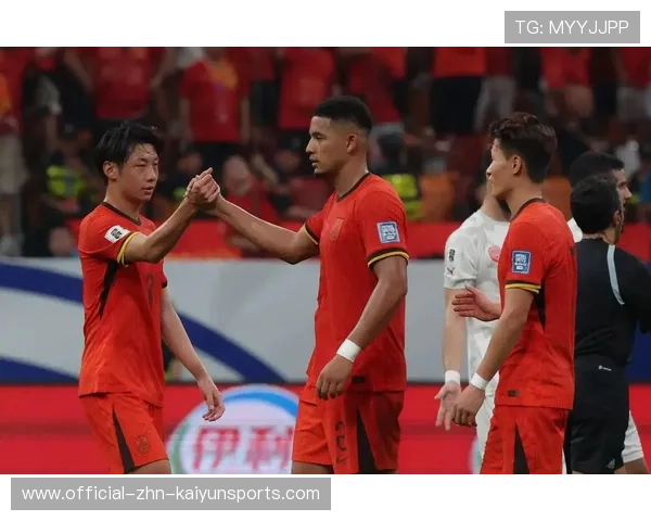 蒋光太带伤完成全场合练,确认随国足征战世预赛 蒋光太带伤完成全场合练,确认随国足征战世预赛